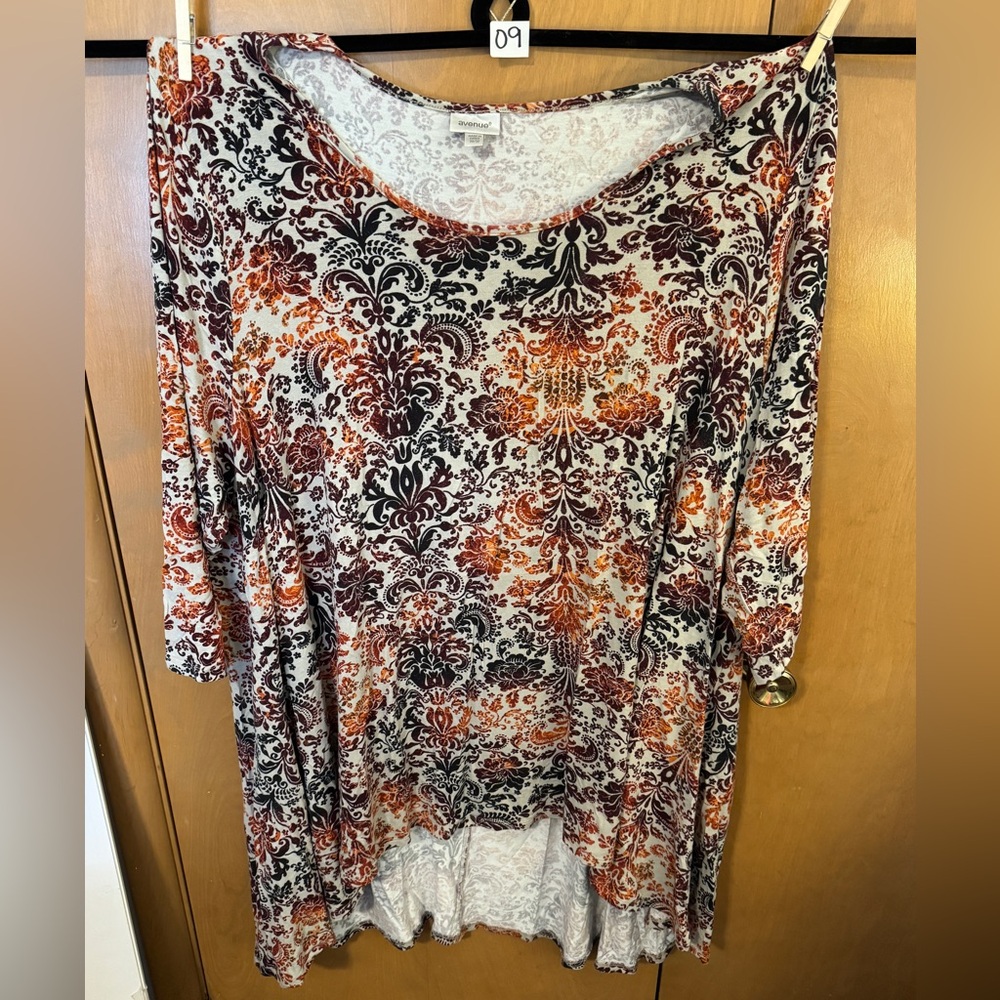 Avenue Autumnal Damask Tunic